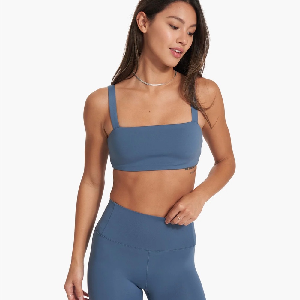 Vuori Evolve Square Neck Sports Bra